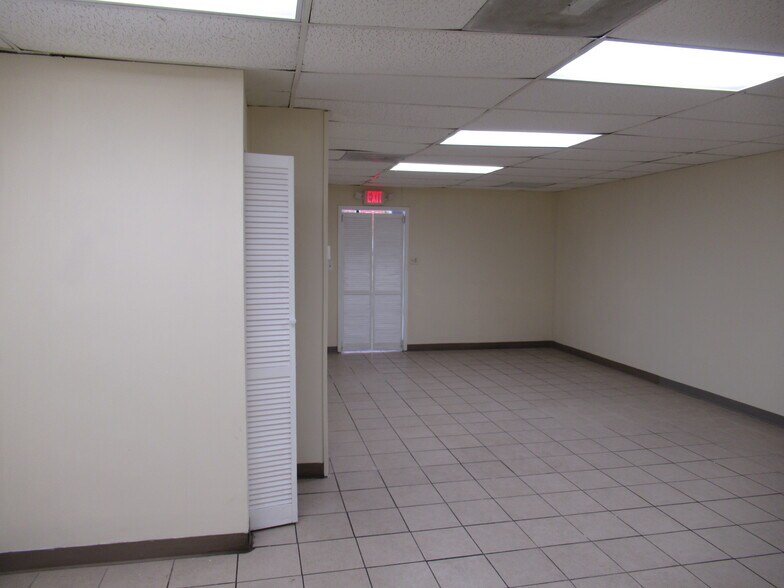 More Photos Of 9244 E Hampton Dr, Capitol Heights Unknown For Lease