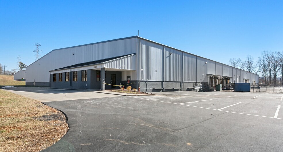 More Photos Of 4300 Old Greensboro Rd, Winston-Salem Warehouse For Lease