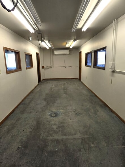 More Photos Of 211 IL-38, Rochelle Light Distribution For Lease