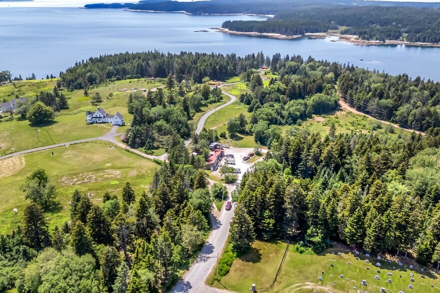 More Photos Of 40 North Rd, Swans Island Convenience Store For Sale