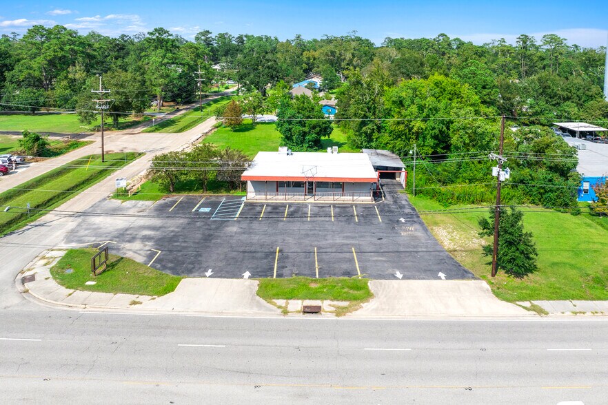 More Photos Of 1851 Florida St, Mandeville Restaurant For Sale