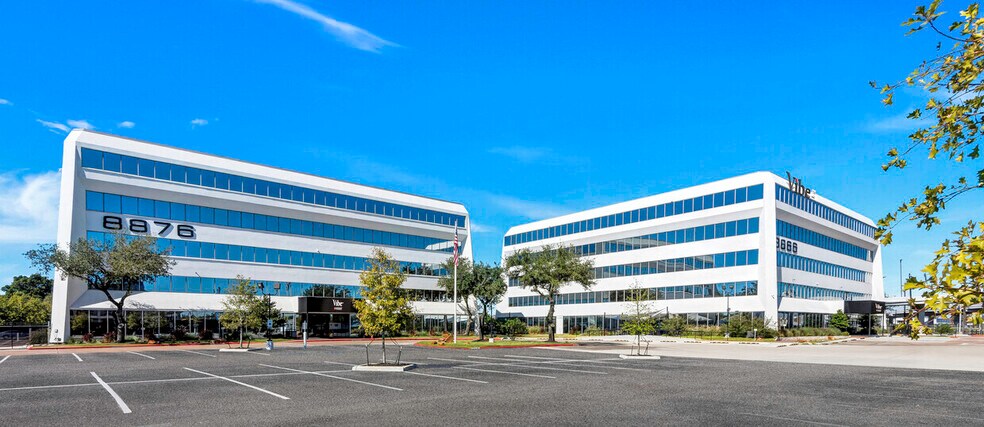 Primary Photo Of 8866 Gulf Fwy, Houston Unknown For Lease