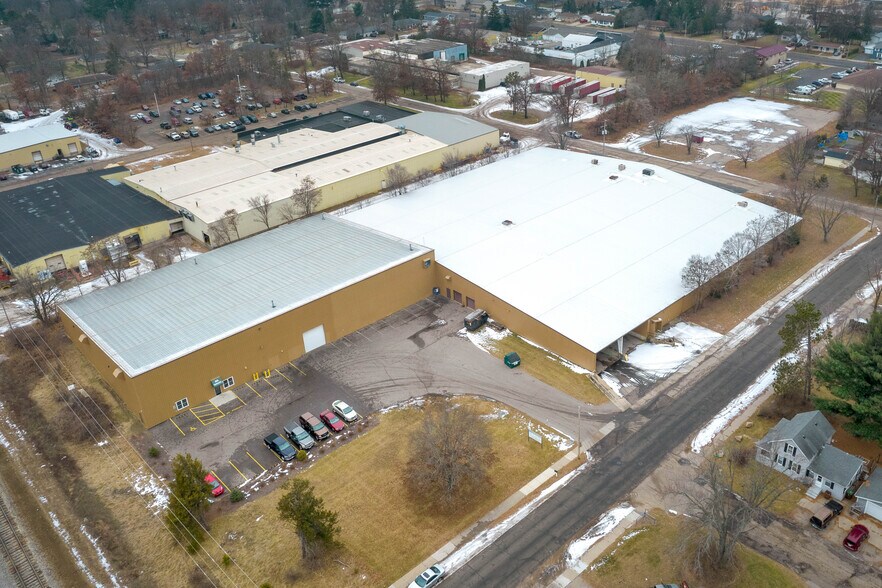 More Photos Of 2925 Welsby Ave, Stevens Point Warehouse For Lease