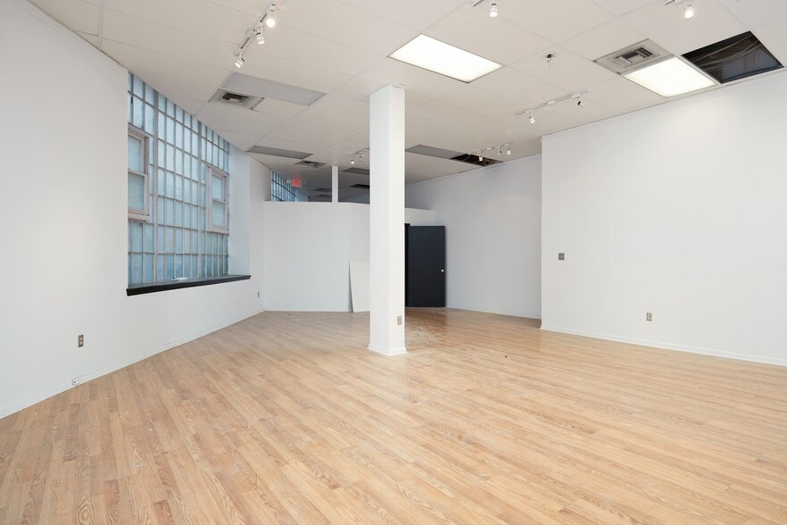 More Photos Of 1515 U St NW, Washington General Retail For Sale