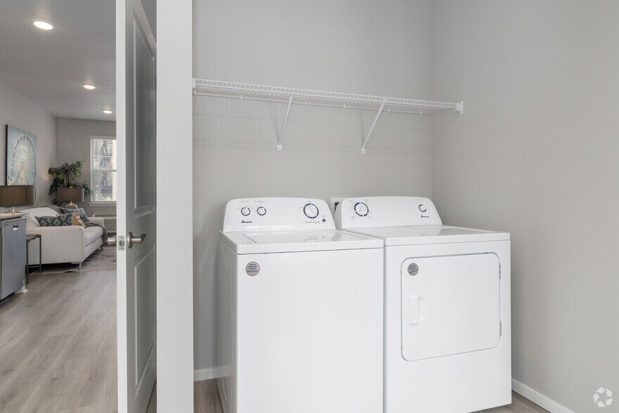 More Photos Of 421 NE 80th Ave, Hillsboro Apartments For Sale