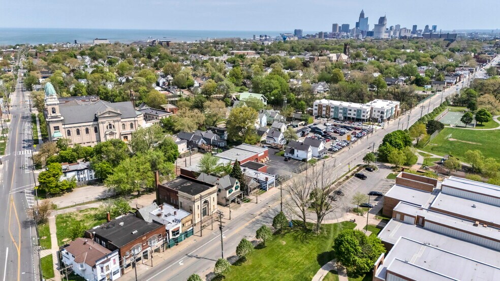 More Photos Of 6318 Lorain Ave, Cleveland Loft Creative Space For Sale