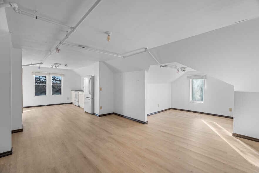 More Photos Of 2420 4th Ave S, Minneapolis Apartments For Sale