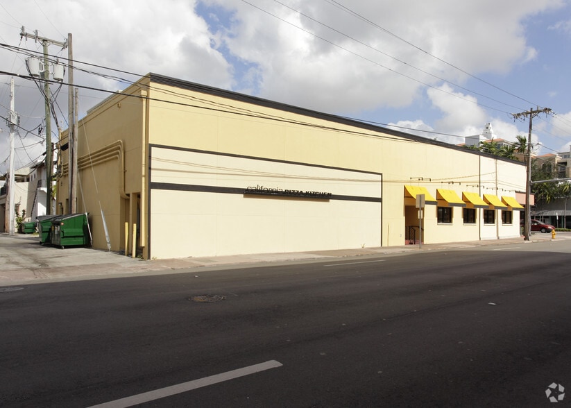 More Photos Of 300 Miracle Mile, Miami Storefront For Lease