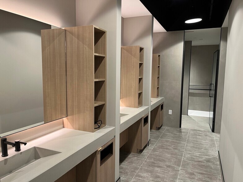 More Photos Of 300 Connell Dr, Berkeley Heights Office Residential For Lease