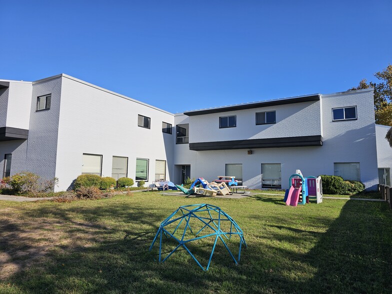 More Photos Of 8222 Wurzbach Rd, San Antonio Medical For Sale