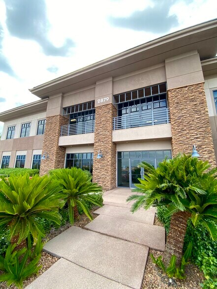 More Photos Of 2879 St. Rose Pky, Henderson Office For Lease