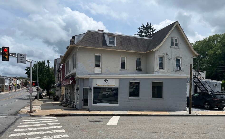 More Photos Of 1050 W Lancaster Ave, Bryn Mawr Storefront Retail Residential For Lease