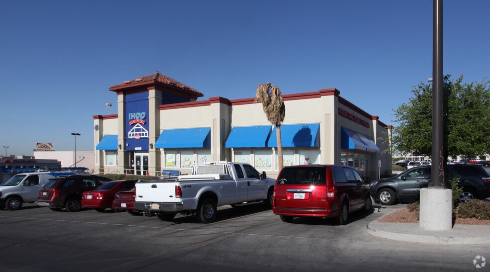 More Photos Of 1313-1345 George Dieter Dr, El Paso Unknown For Lease