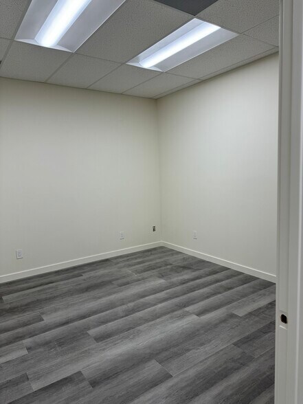 More Photos Of 500 E Compton Blvd, Compton Medical For Lease