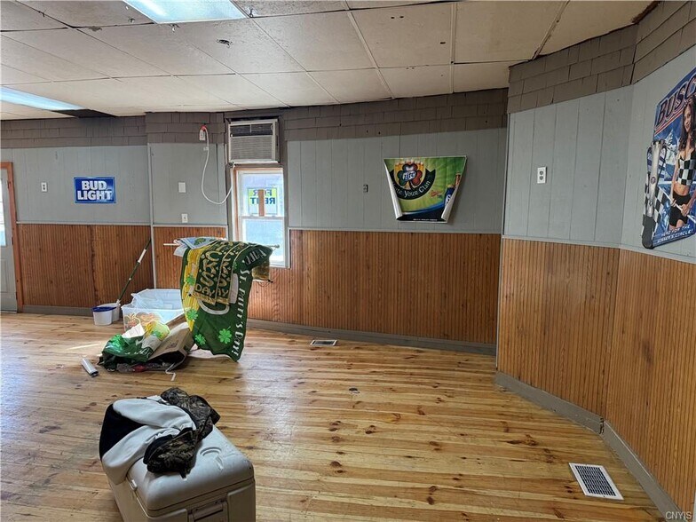 More Photos Of 56 Main St, Camden General Retail For Sale