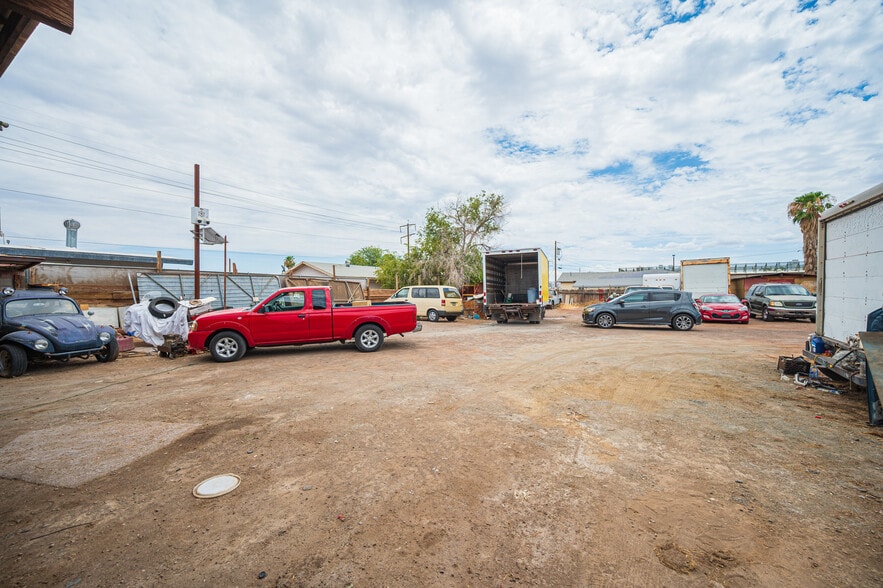 More Photos Of 5900 Cassedy Ln, Las Vegas Apartments For Sale