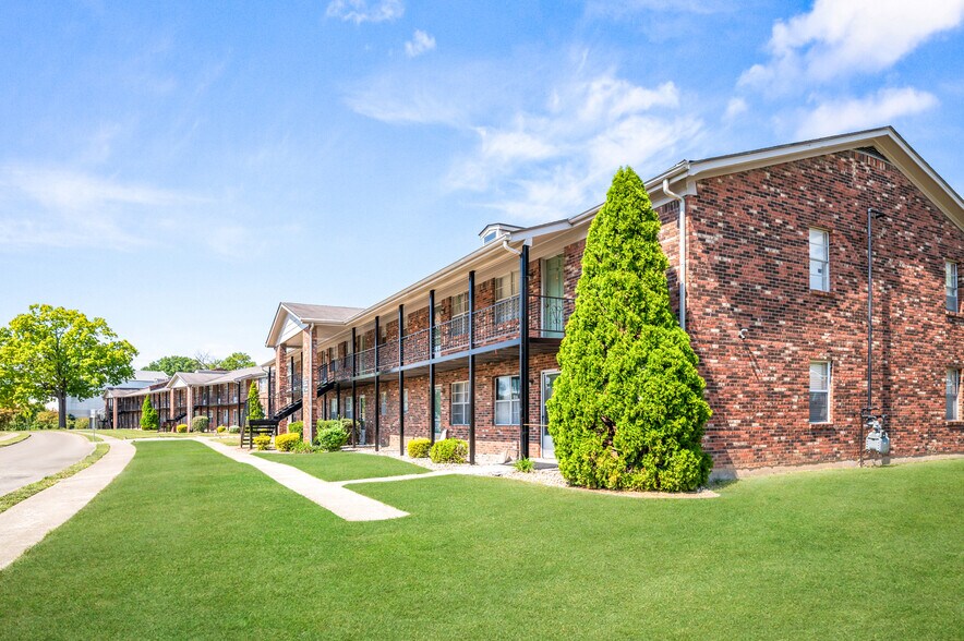 More Photos Of 3146 Commander Dr, Louisville Apartments For Sale