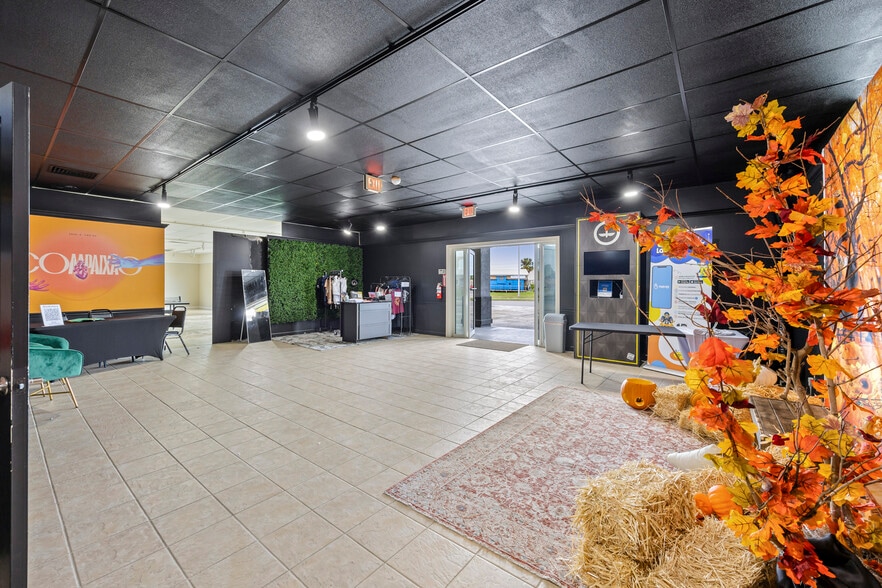 More Photos Of 2705 N Harbor City Blvd, Melbourne Freestanding For Sale