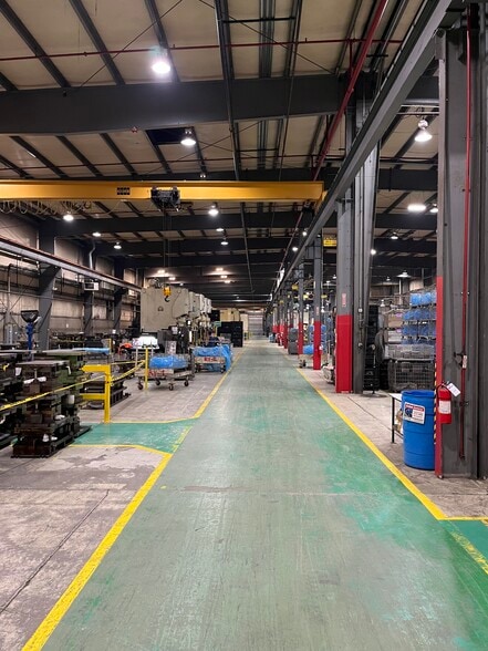 More Photos Of 116 Enterprise Dr, Hebron Warehouse For Sale