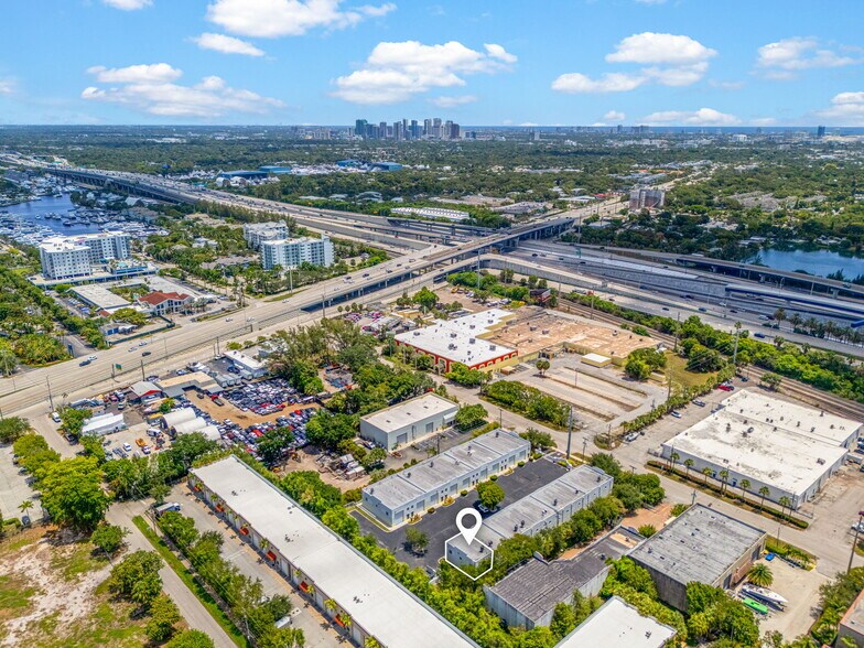 More Photos Of 2937 Ravenswood Rd, Fort Lauderdale Self Storage For Sale