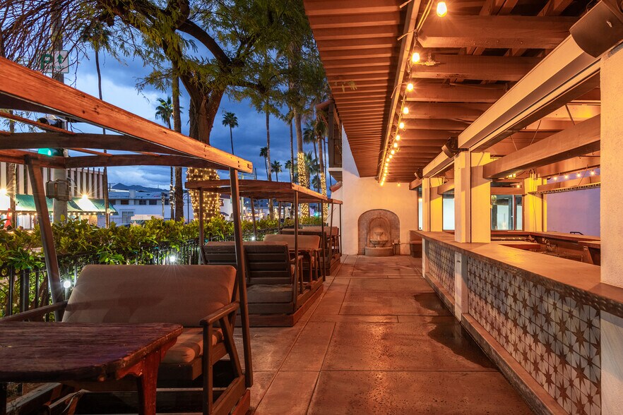 More Photos Of 369 N Palm Canyon Dr, Palm Springs Restaurant For Lease