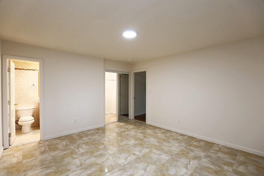 More Photos Of 181 Glenerie Blvd, Saugerties Apartments For Sale