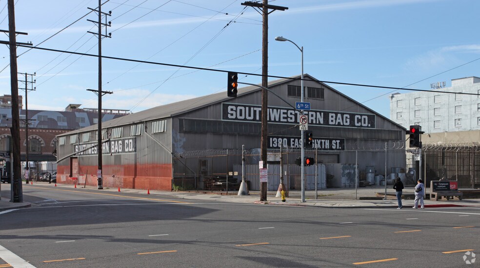 More Photos Of 635 S Mateo St, Los Angeles Unknown For Lease