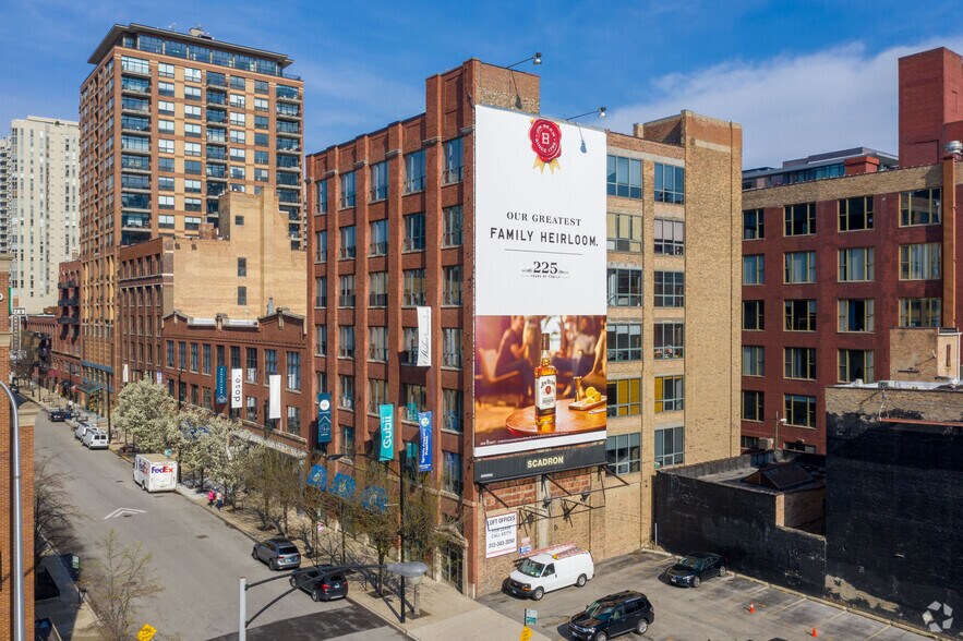 Primary Photo Of 350 W Ontario St, Chicago Loft Creative Space For Lease
