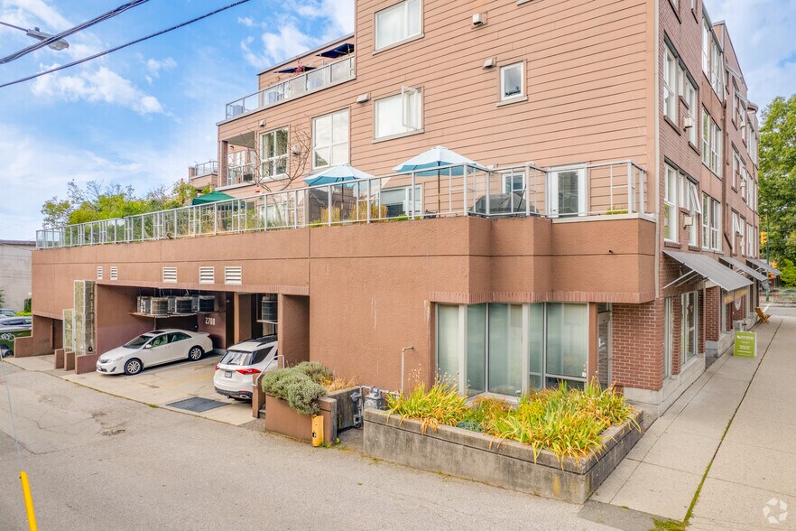 More Photos Of 2702-2716 W 4th Ave, Vancouver Storefront Retail Residential For Sale