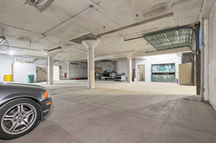 More Photos Of 435 N Elizabeth St, Lima Warehouse For Sale