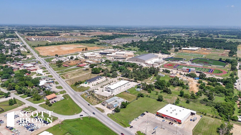 More Photos Of 500 Pine Ridge Lane, Aubrey General Retail For Lease