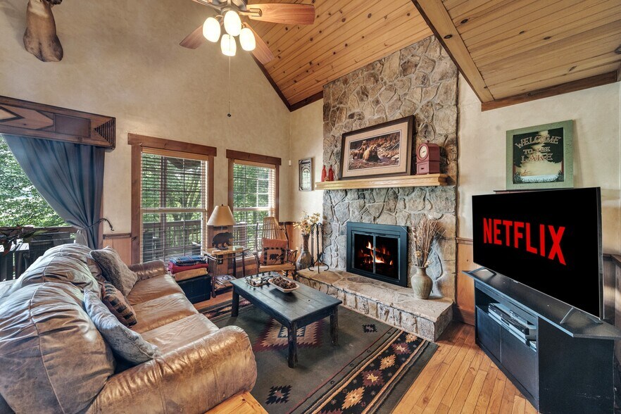 More Photos Of 2003 Bend of the Riv, Hiawassee Lodge Meeting Hall For Sale