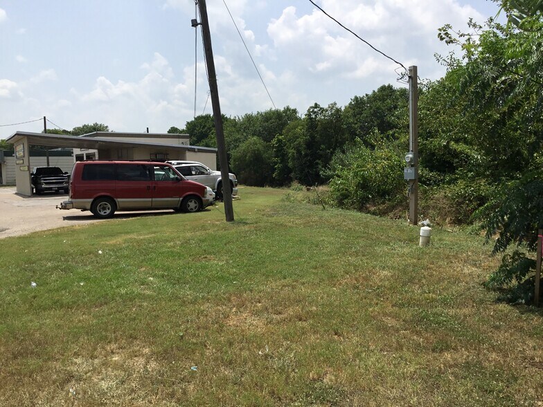 More Photos Of 1619 N Main, Cleburne Land For Lease