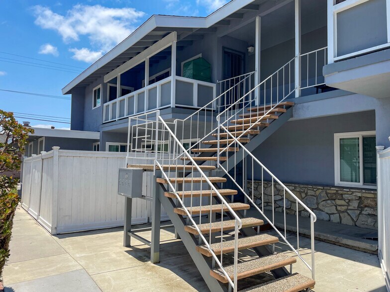 More Photos Of 3706 Redondo Beach Blvd, Torrance Apartments For Sale