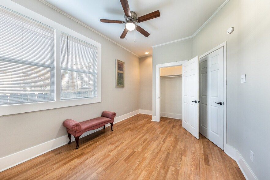 More Photos Of 2511 San Gabriel St, Austin Multifamily For Sale