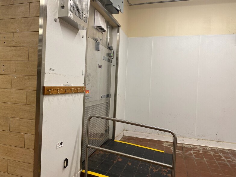 More Photos Of 1245 Worcester St, Natick General Retail For Lease