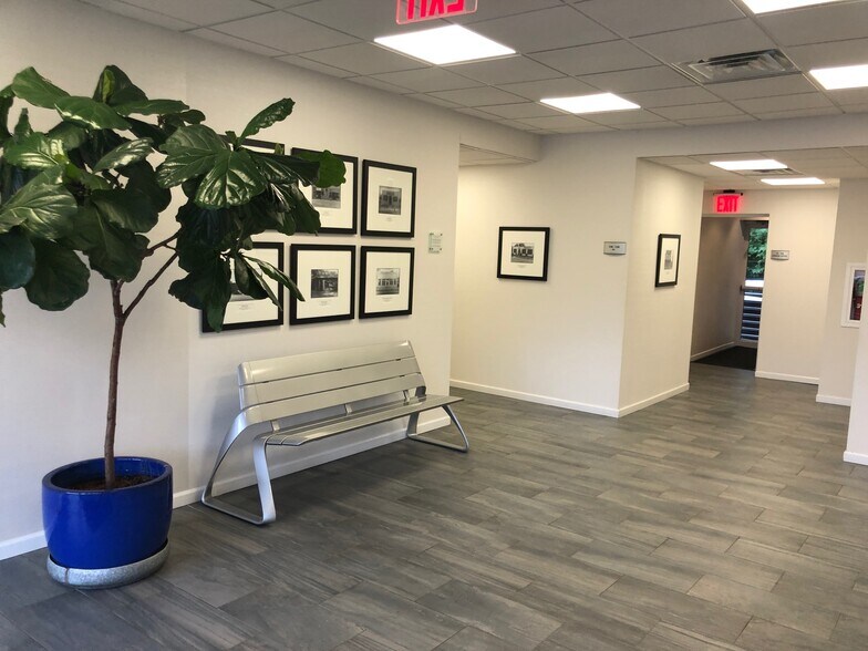 More Photos Of 333 Glen Head Rd, Old Brookville Office For Lease