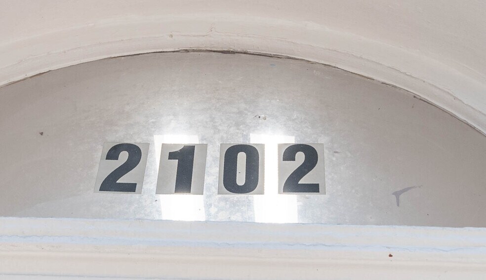 More Photos Of 2100-2102 Maryland Ave, Baltimore Apartments For Sale