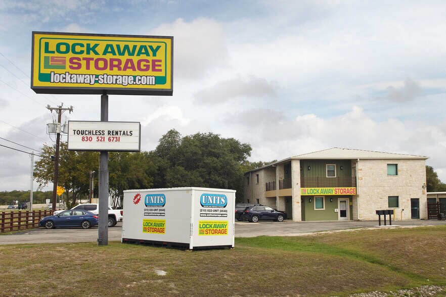 More Photos Of 29620 W IH-10, Boerne Self Storage For Lease