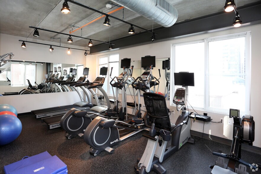 More Photos Of 1605 Sansom St, Philadelphia Apartments For Lease