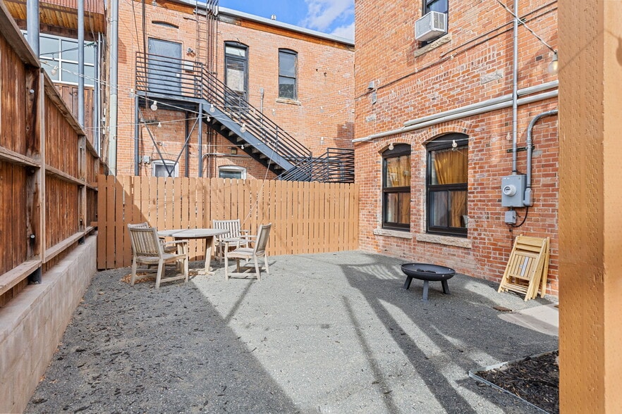 More Photos Of 429-435 3rd St, Berthoud Freestanding For Sale