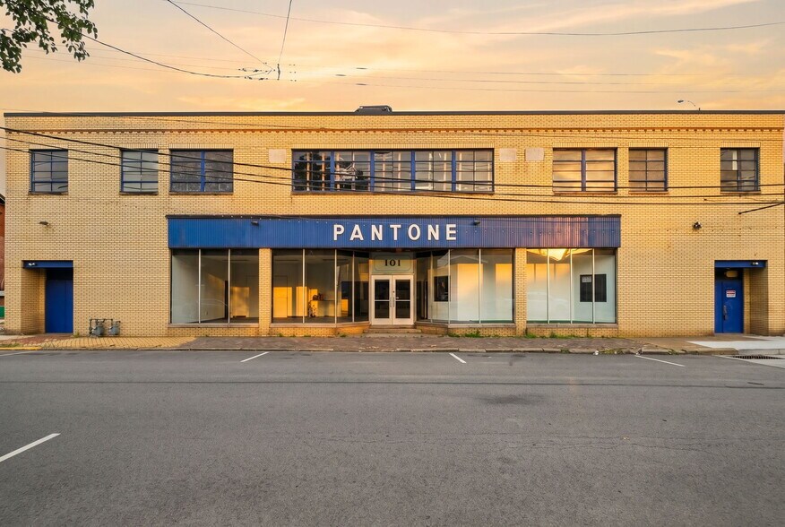 More Photos Of 101 S Main St, Sharpsburg Storefront Retail Office For Sale