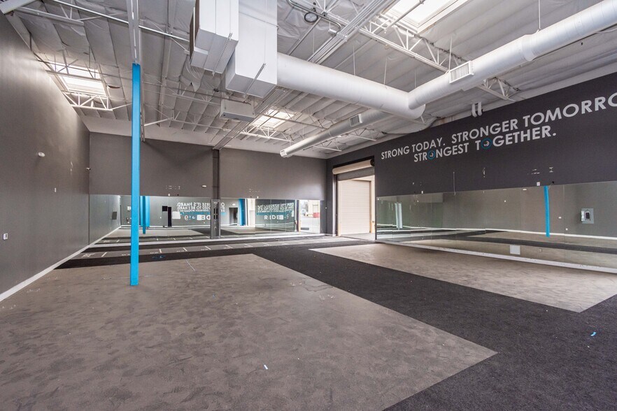 More Photos Of 1475 Moffat Blvd, Manteca Warehouse For Sale