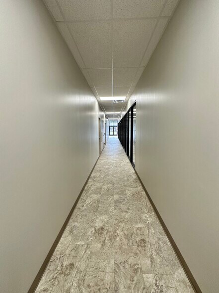 More Photos Of 801 Garmon Park Ct, Loganville Office For Lease