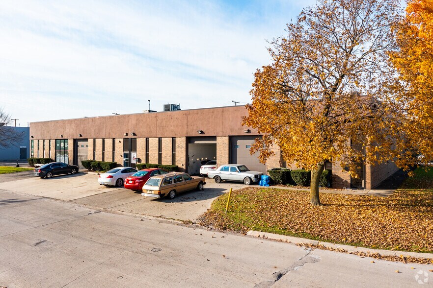 Primary Photo Of 12131-12161 Wormer, Redford Industrial For Sale