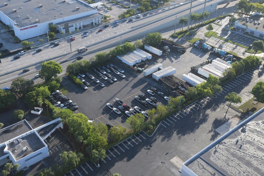 More Photos Of 8100 NW 25th St, Miami Land For Lease