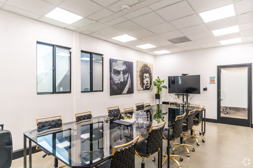 More Photos Of 3951 Higuera St, Culver City Loft Creative Space For Sale