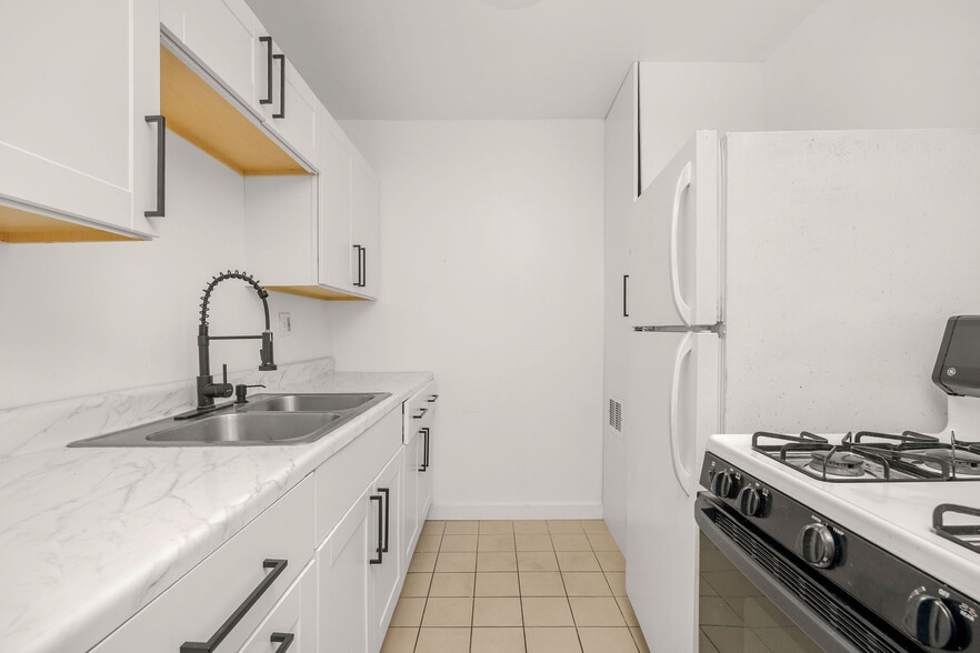 More Photos Of 3705 WESTWOOD BL, Los Angeles Apartments For Sale