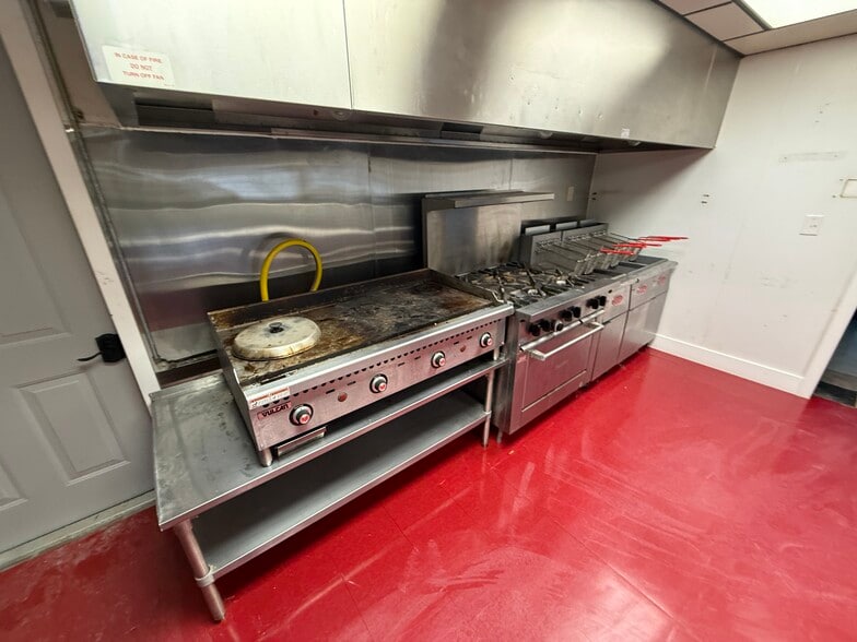 More Photos Of 1640 W US-2, Crystal Falls Restaurant For Sale