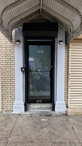 More Photos Of 8219 Roosevelt Ave, Jackson Heights General Retail For Sale